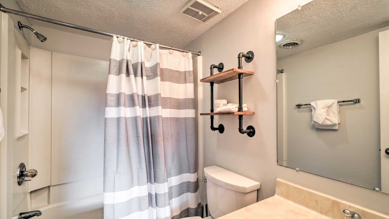 Photo of Bathroom in Chalet Village