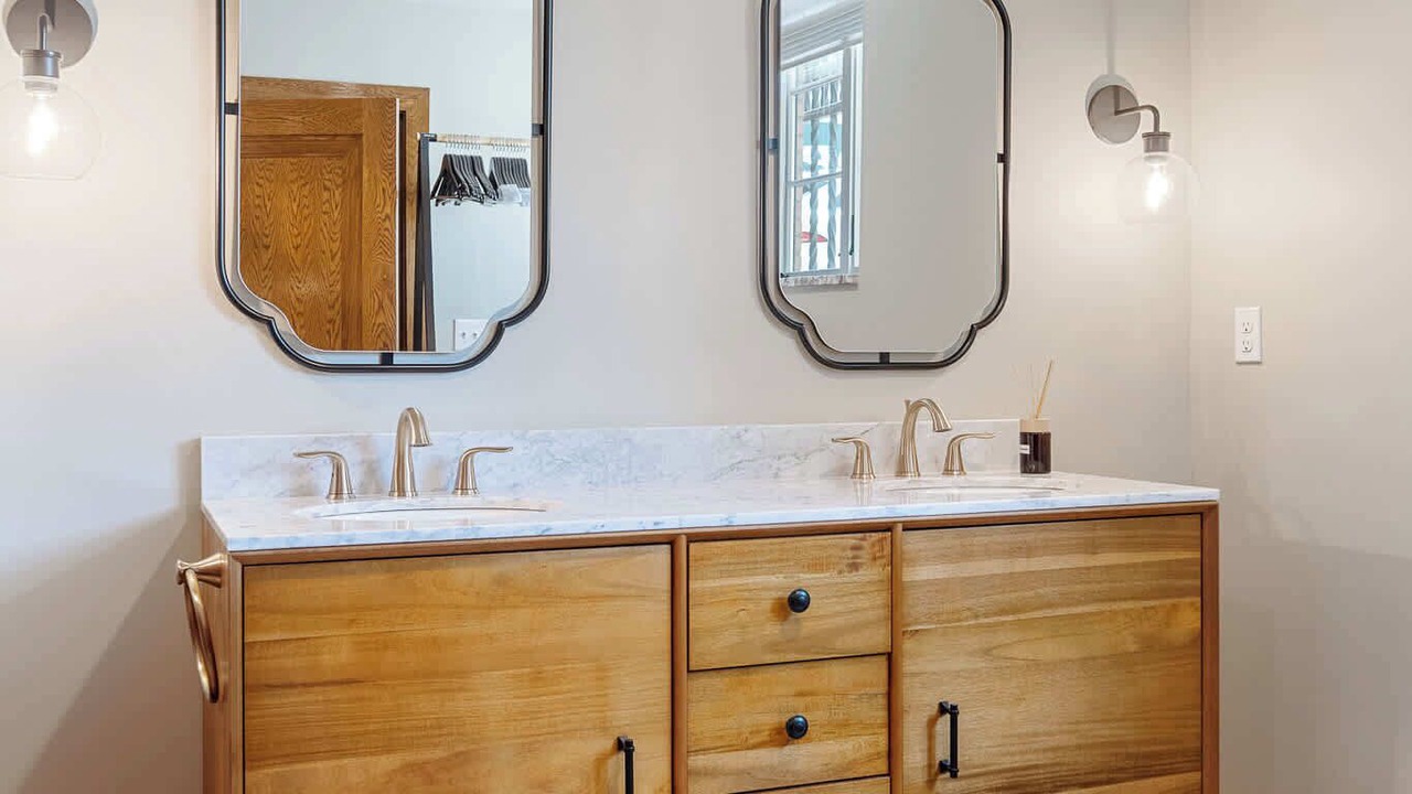 Photo of Bathroom in Glenview
