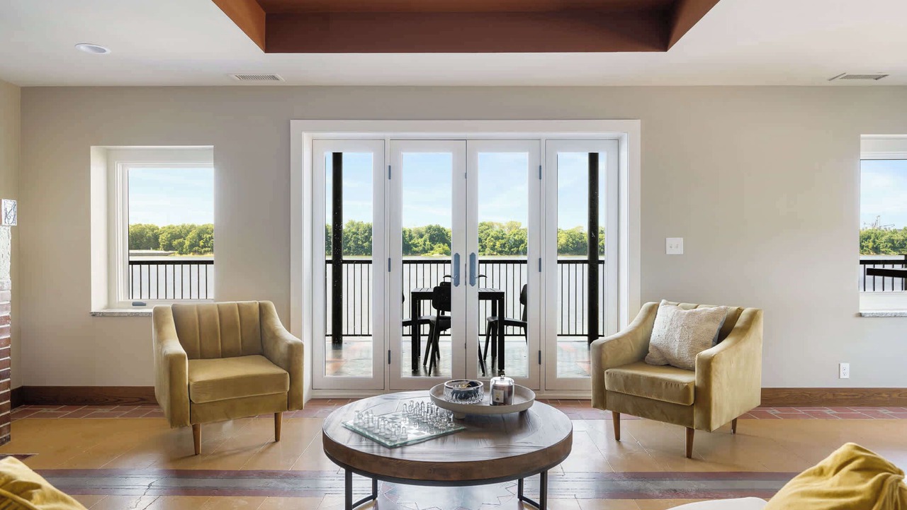 Photo of Livingroom in Glenview