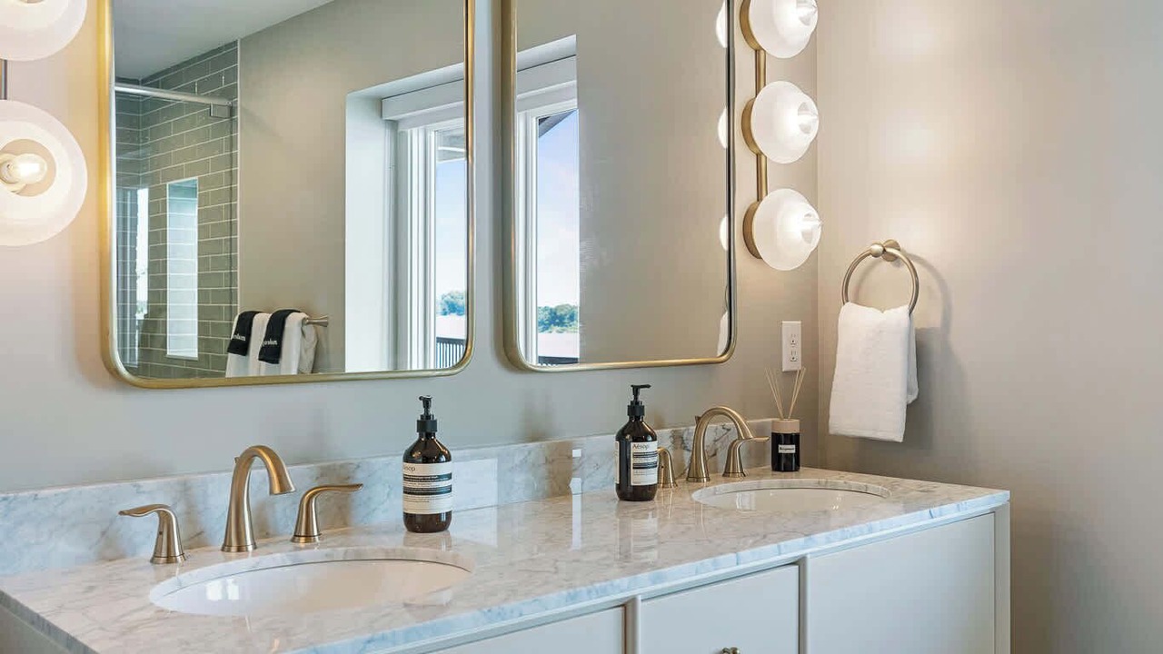 Photo of Bathroom in Glenview