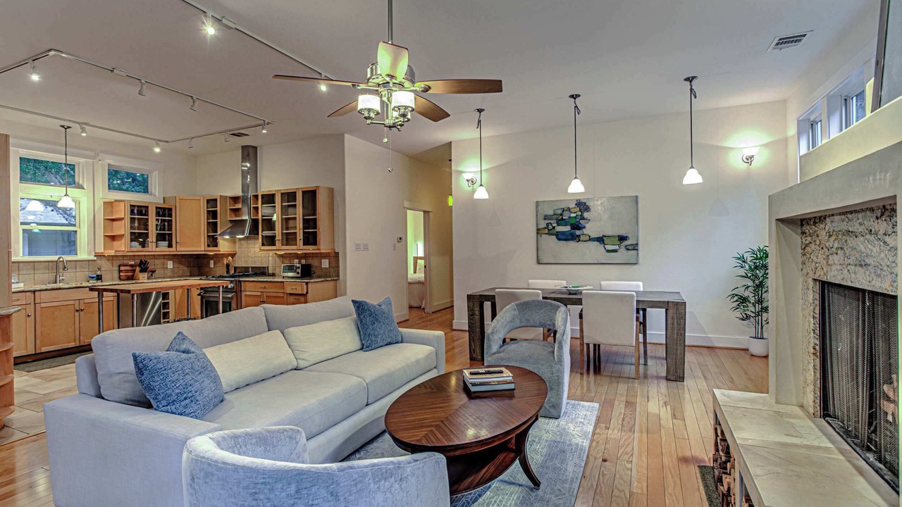 Photo of Livingroom in Bouldin