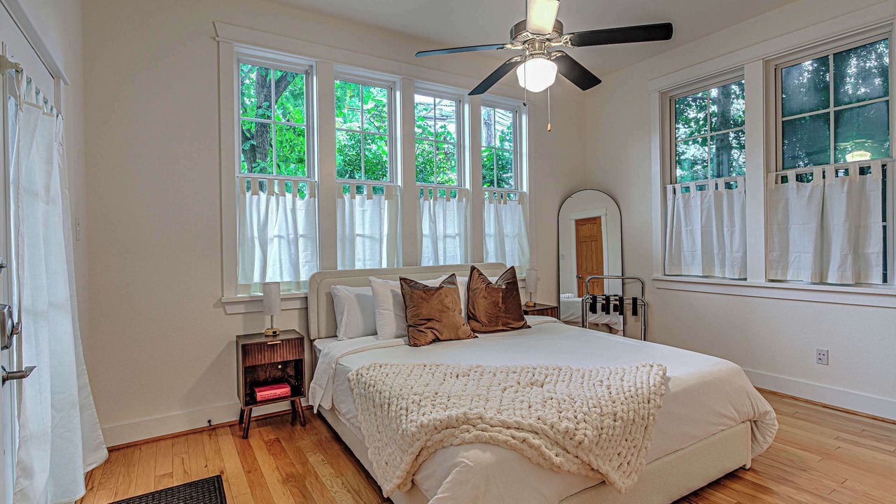 Photo of Bedroom in Bouldin