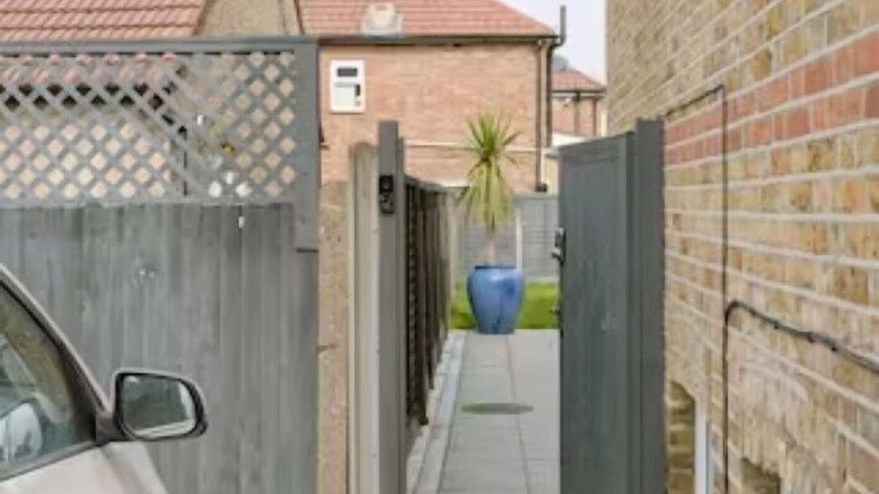 Photo of Outdoor in Uxbridge South