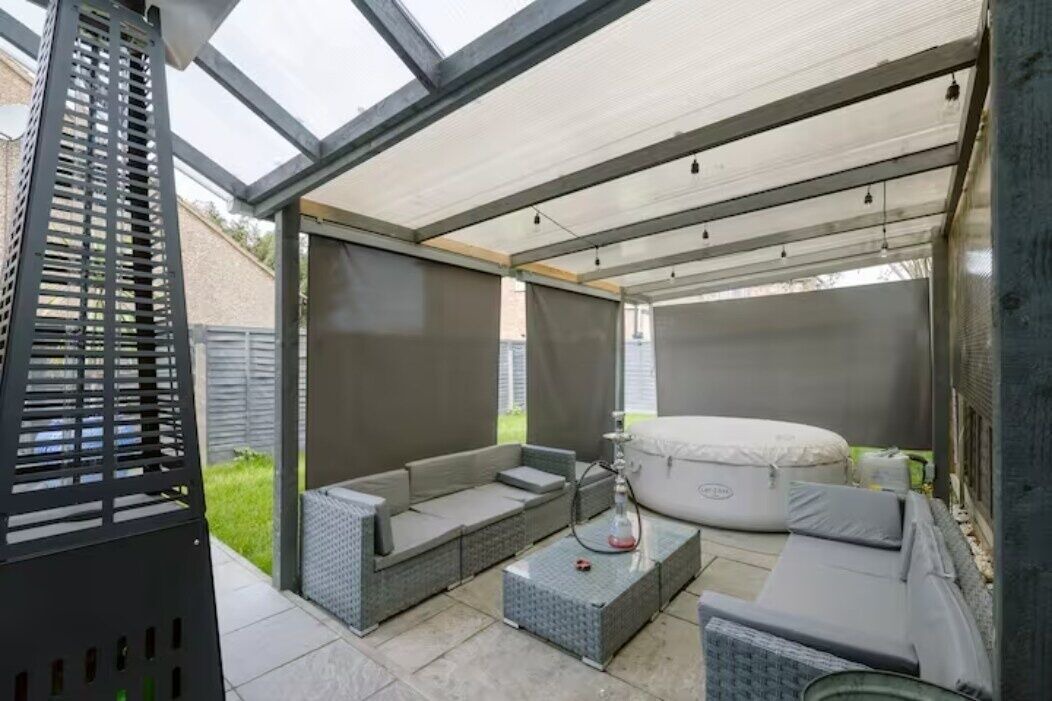 Photo of Patio Balcony in Uxbridge South