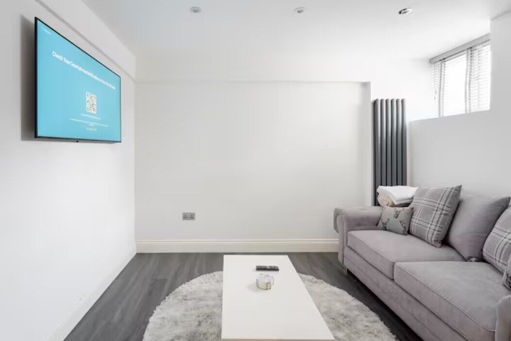 Photo of Livingroom in Uxbridge South