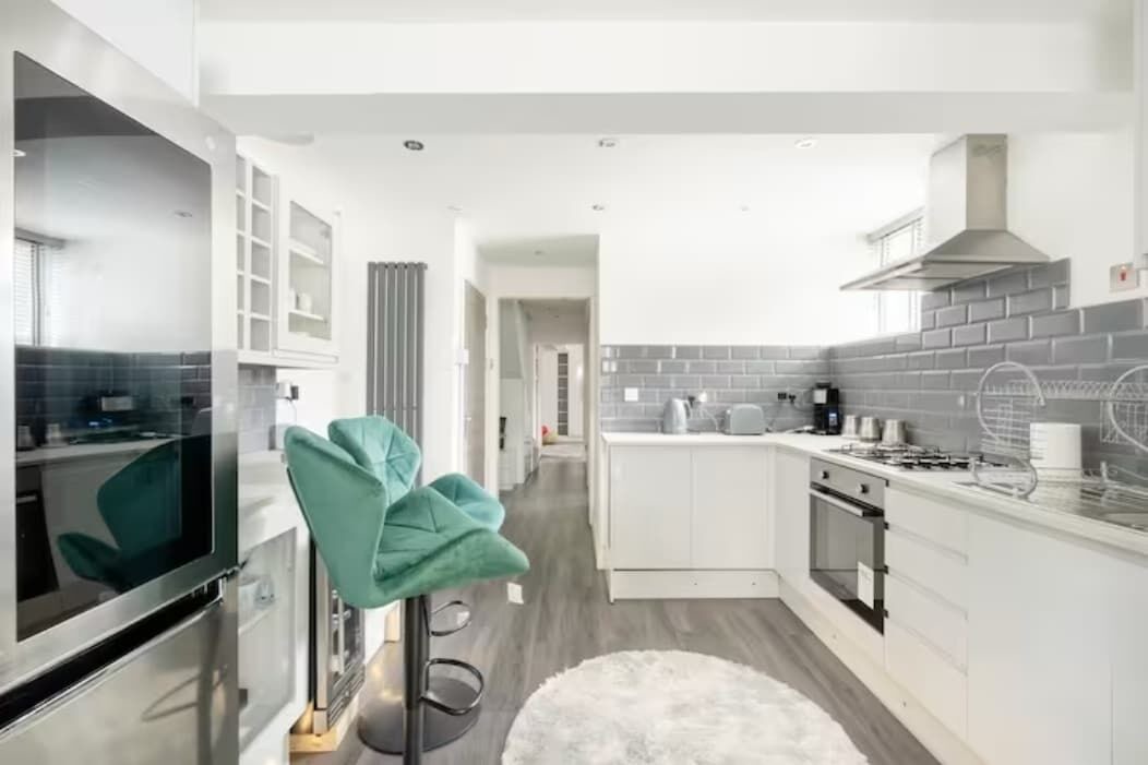 Photo of Kitchen in Uxbridge South