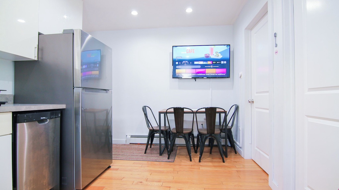 Photo of Others in East New York