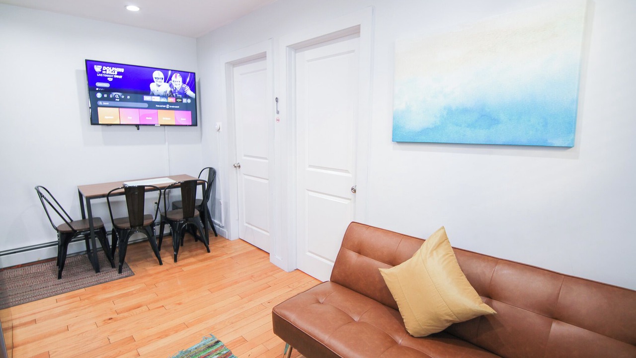 Photo of Livingroom in East New York