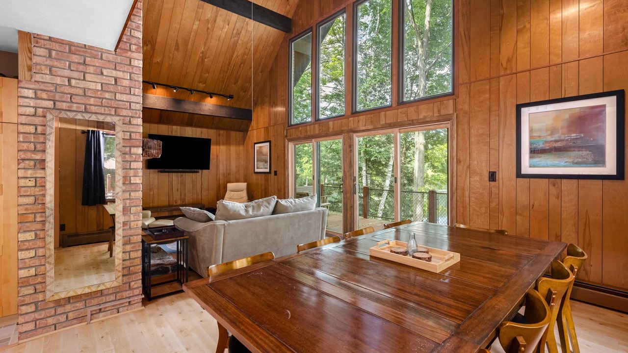 Photo of Livingroom in Lake Ann