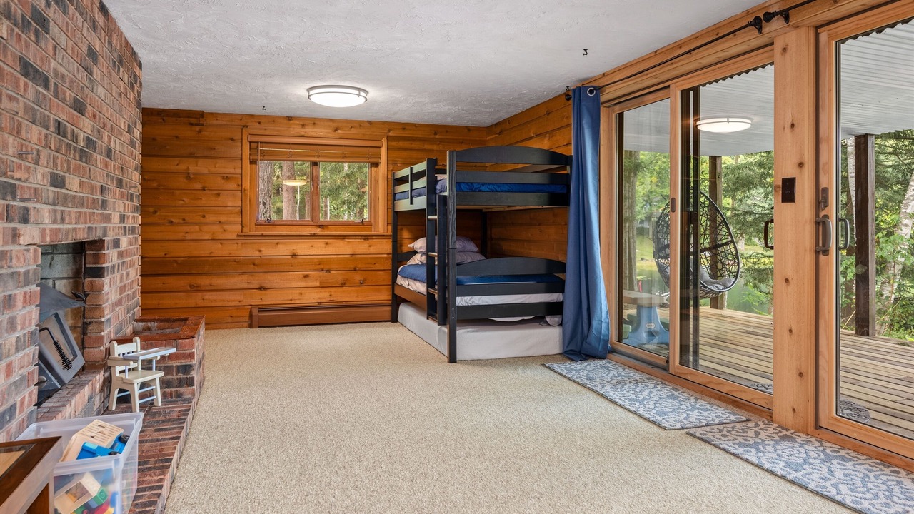 Photo of Bedroom in Lake Ann