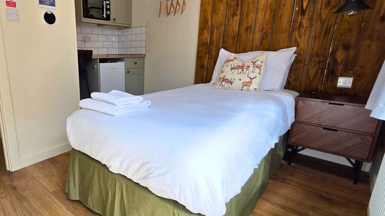 Photo of Bedroom in Dibden Purlieu