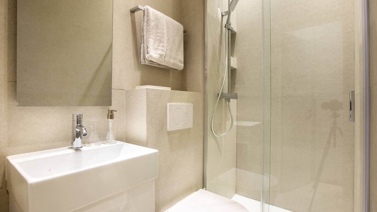 Photo of Bathroom in 19th Arrondissement