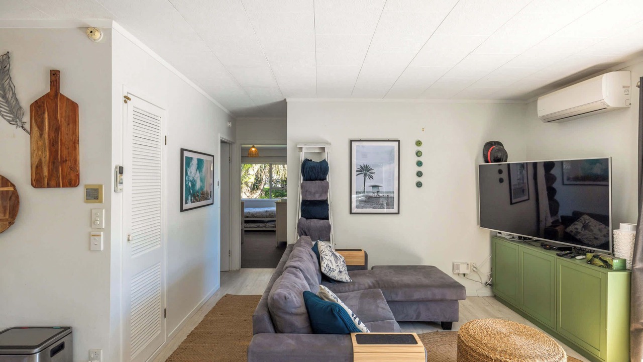 Photo of Livingroom in Onetangi