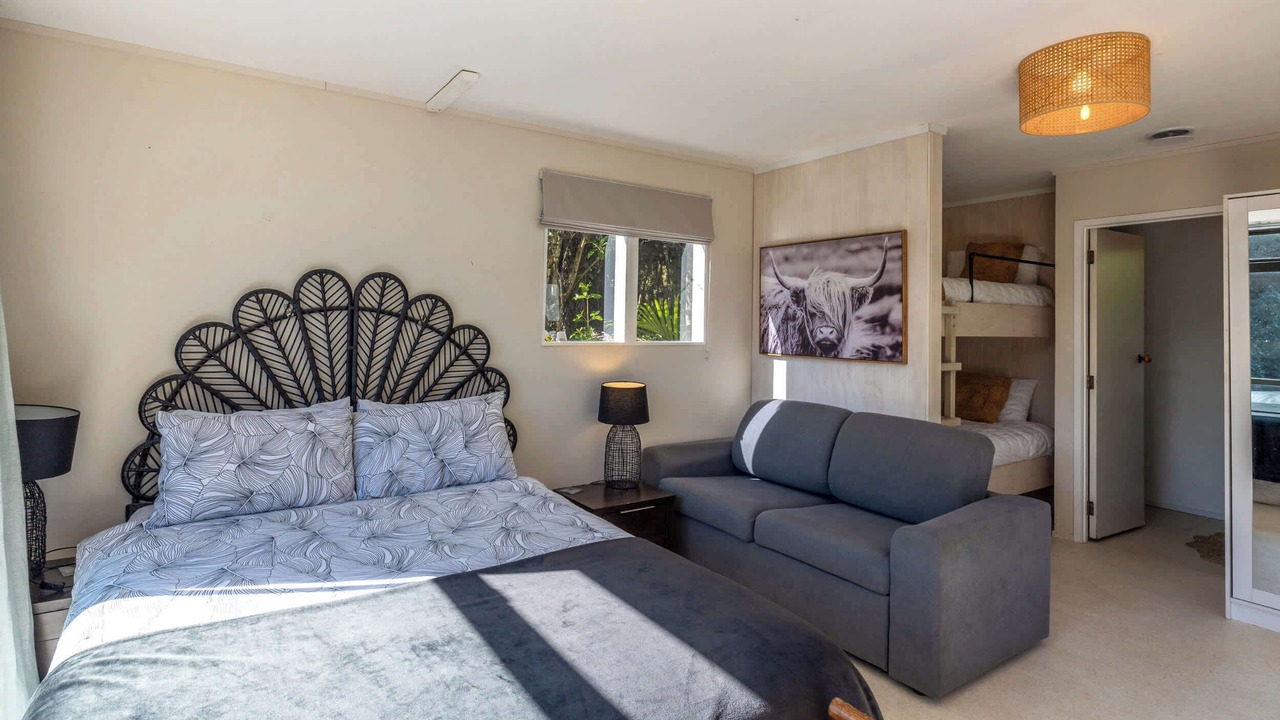 Photo of Bedroom in Onetangi