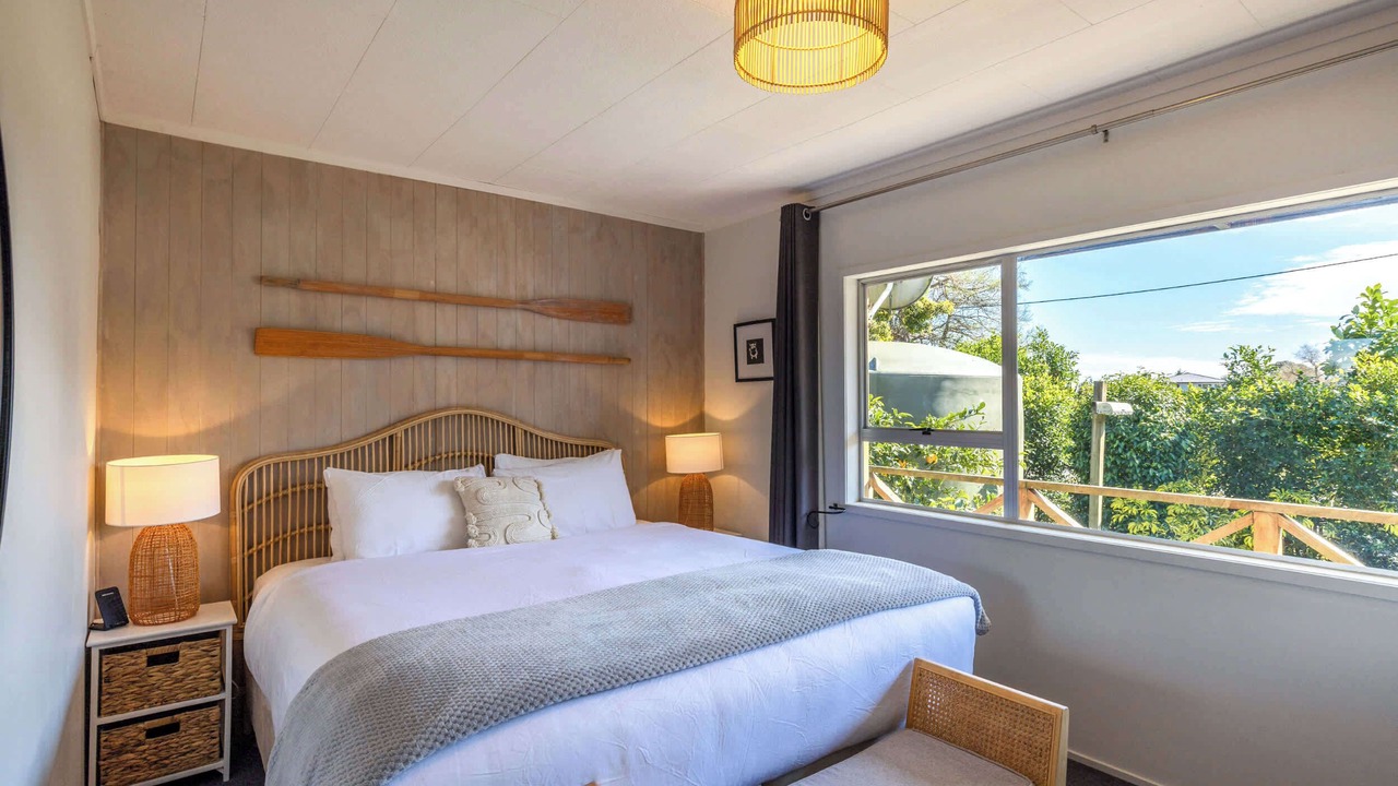 Photo of Bedroom in Onetangi