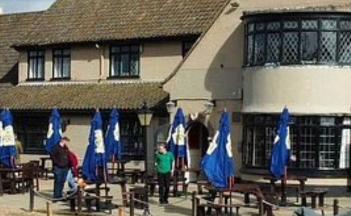 Photo of Others in Horning