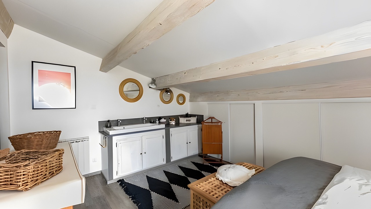 Photo of Bedroom in Roquemaure