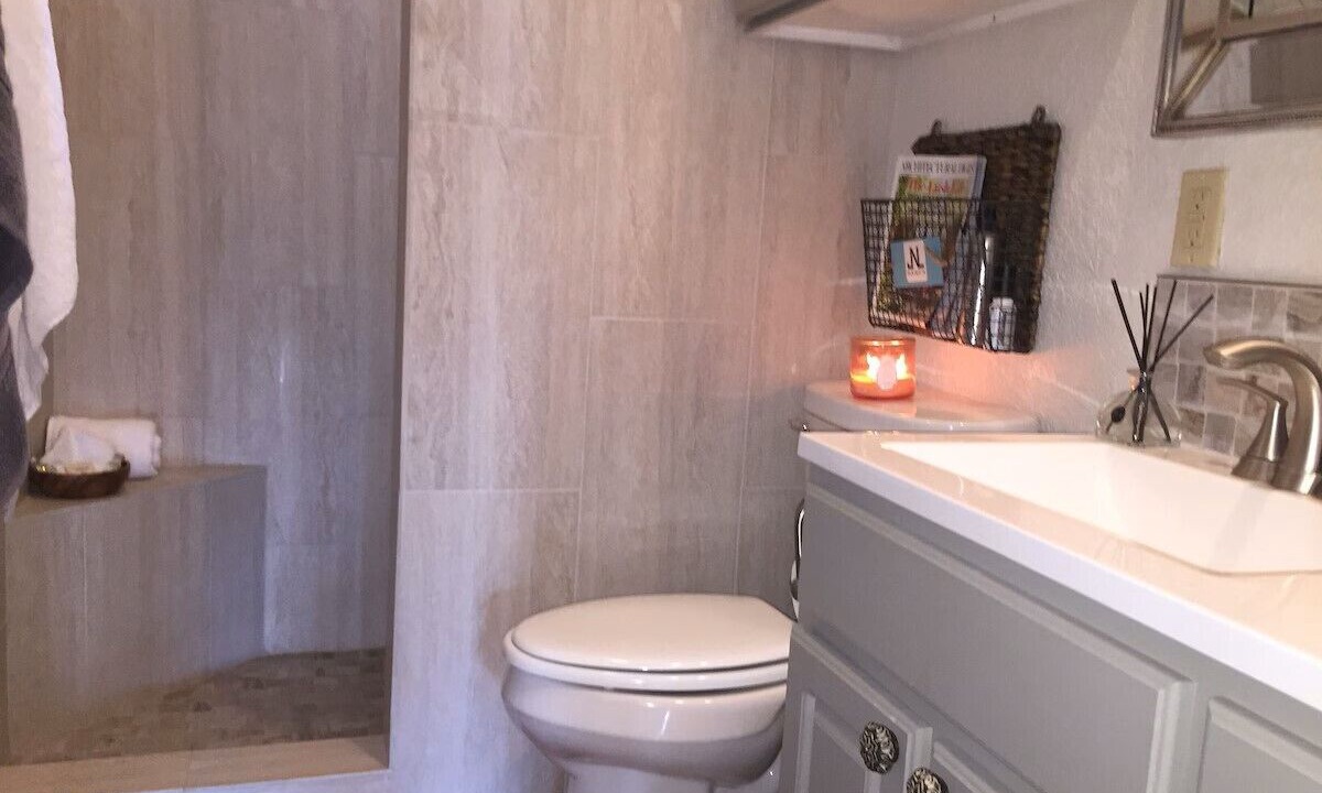 Photo of Bathroom in Leakey