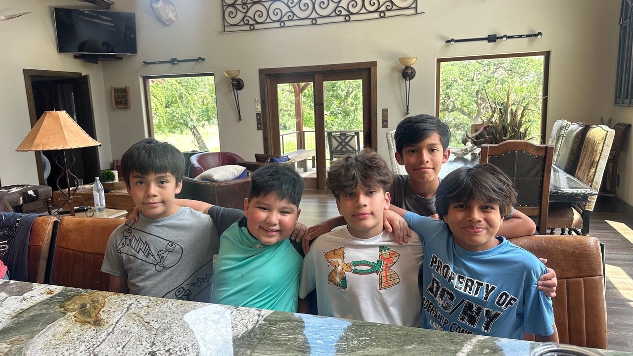 Photo of Others in Leakey
