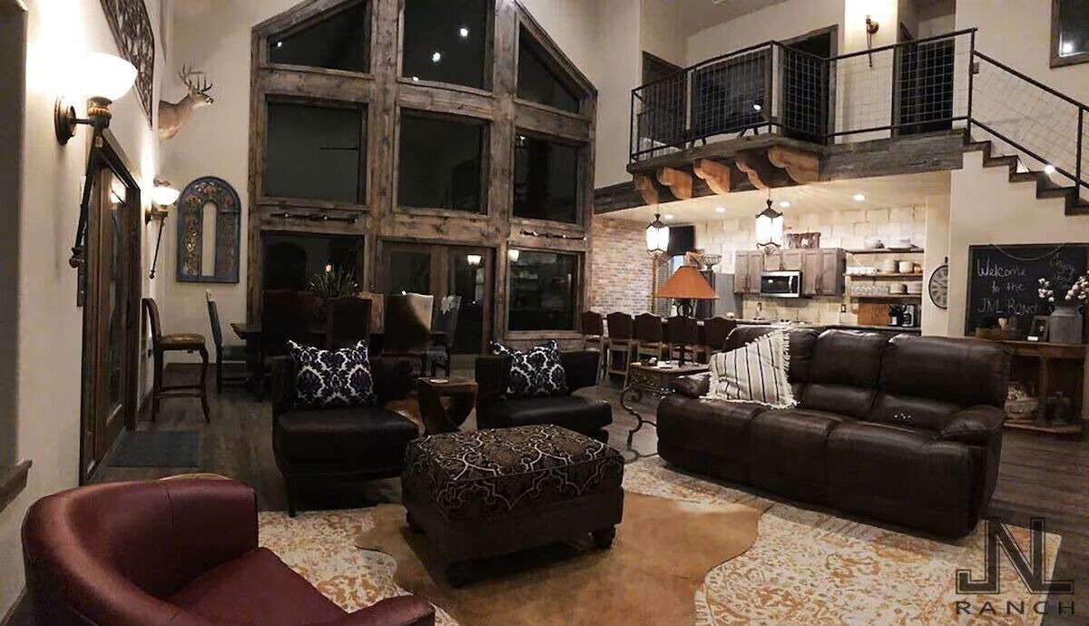 Photo of Bedroom in Leakey