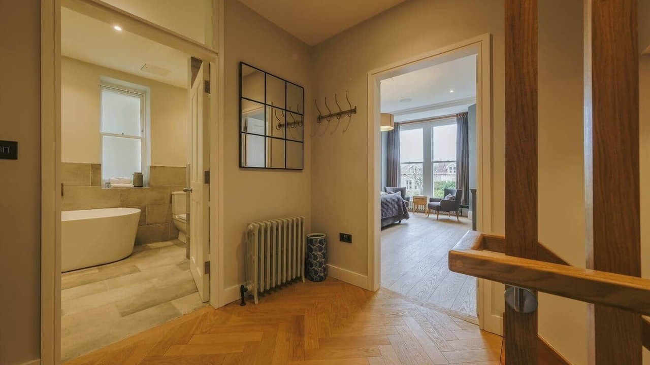 Photo of Others in Cotham