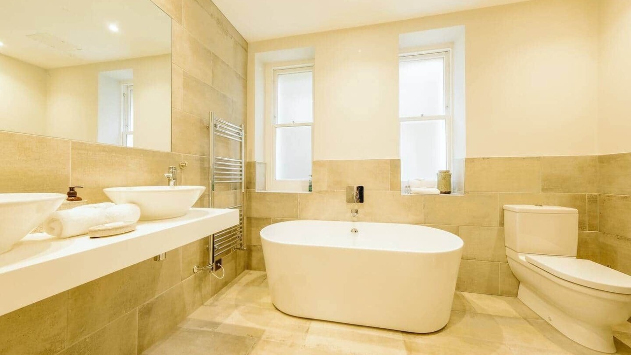 Photo of Bathroom in Cotham