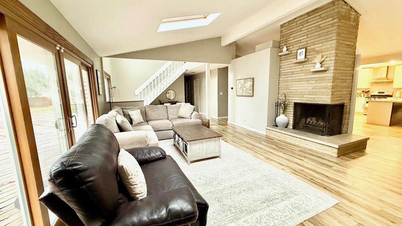 Photo of Livingroom in Gahanna