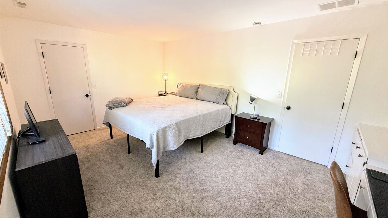 Photo of Bedroom in Gahanna