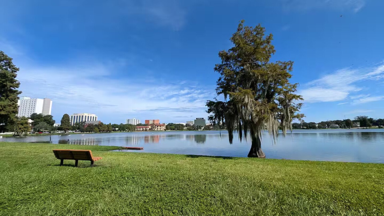 Photo of Others in Dixieland