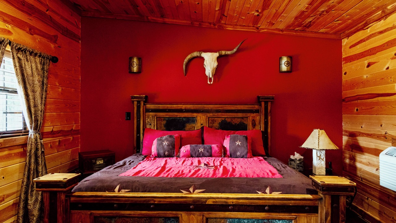 Photo of Bedroom in Valley View