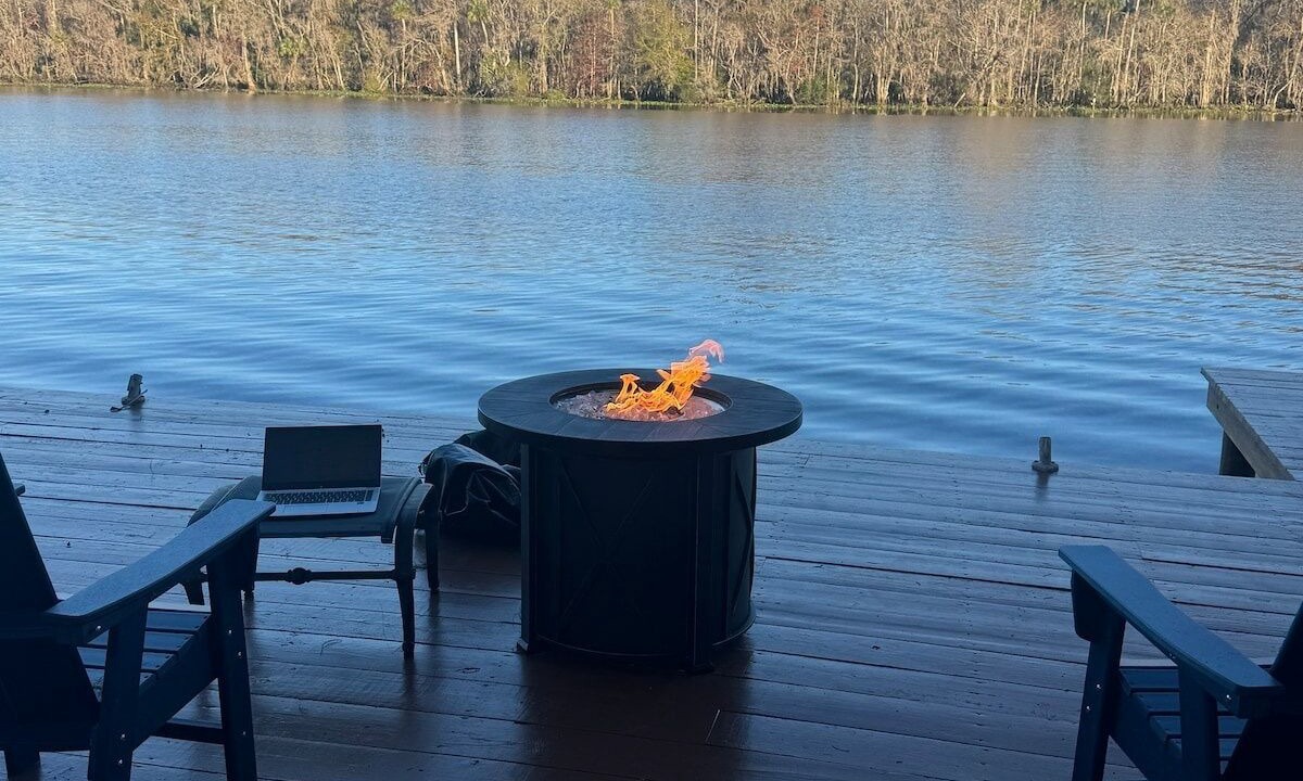 Photo of Patio Balcony in Astor