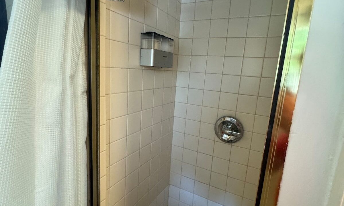Photo of Bathroom in Astor