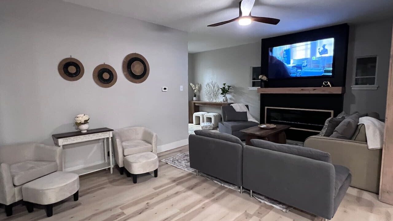 Photo of Livingroom in Northeast South Bend