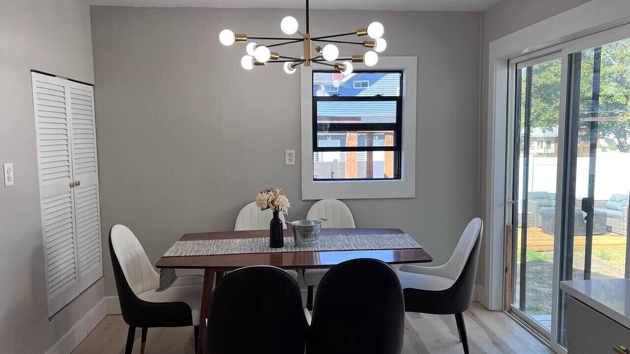 Photo of Livingroom in Northeast South Bend