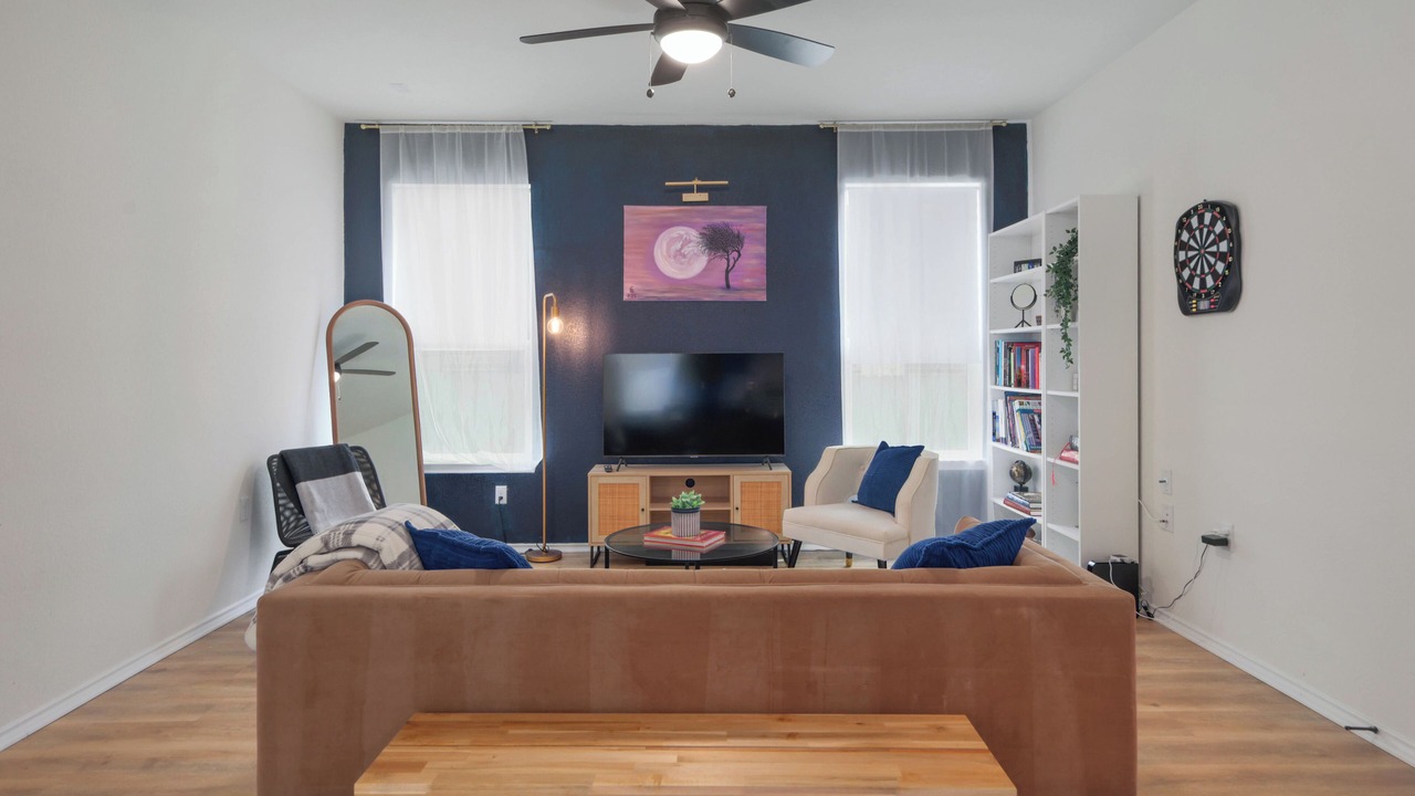 Photo of Bedroom in McNeil