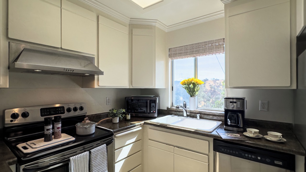 Photo of Kitchen in Berryessa Highlands