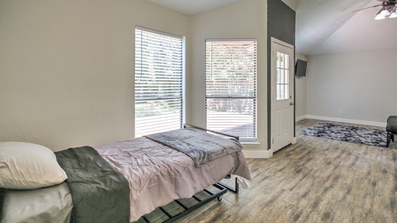 Photo of Bedroom in Meadows Place