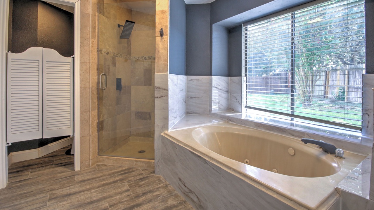 Photo of Bathroom in Meadows Place