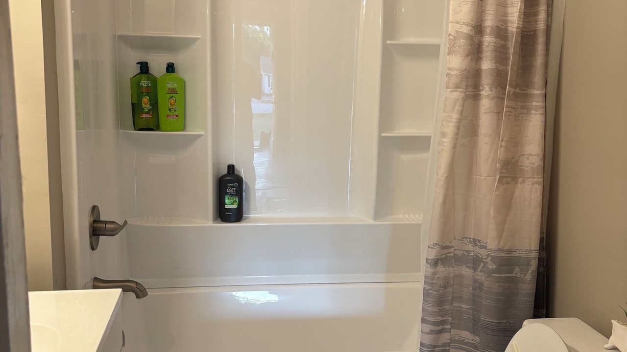 Photo of Bathroom in Valdosta
