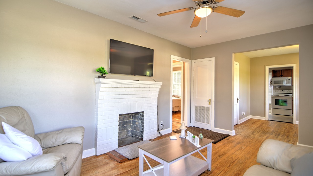 Photo of Livingroom in Valdosta