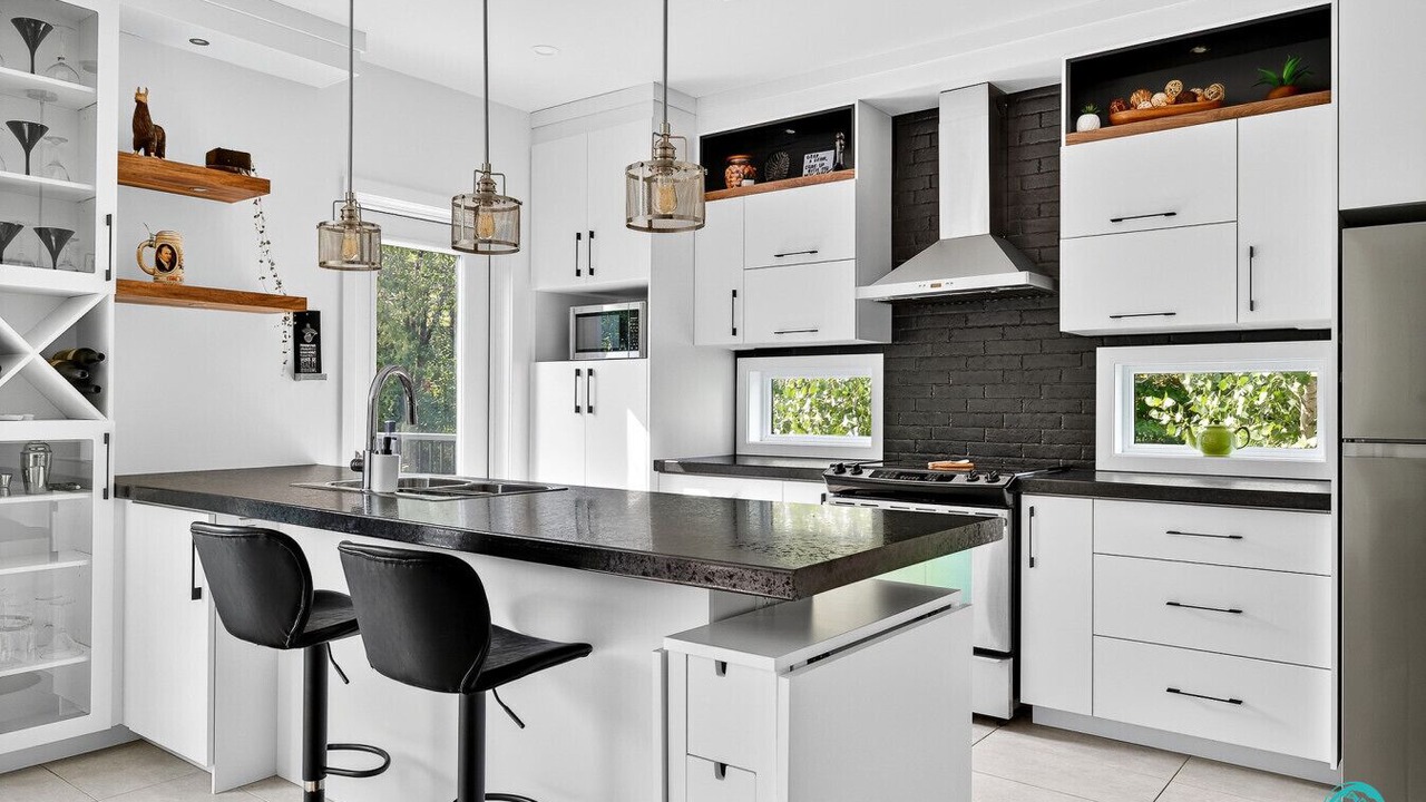 Photo of Kitchen in Communaute-Urbaine-de-l'Outaouais