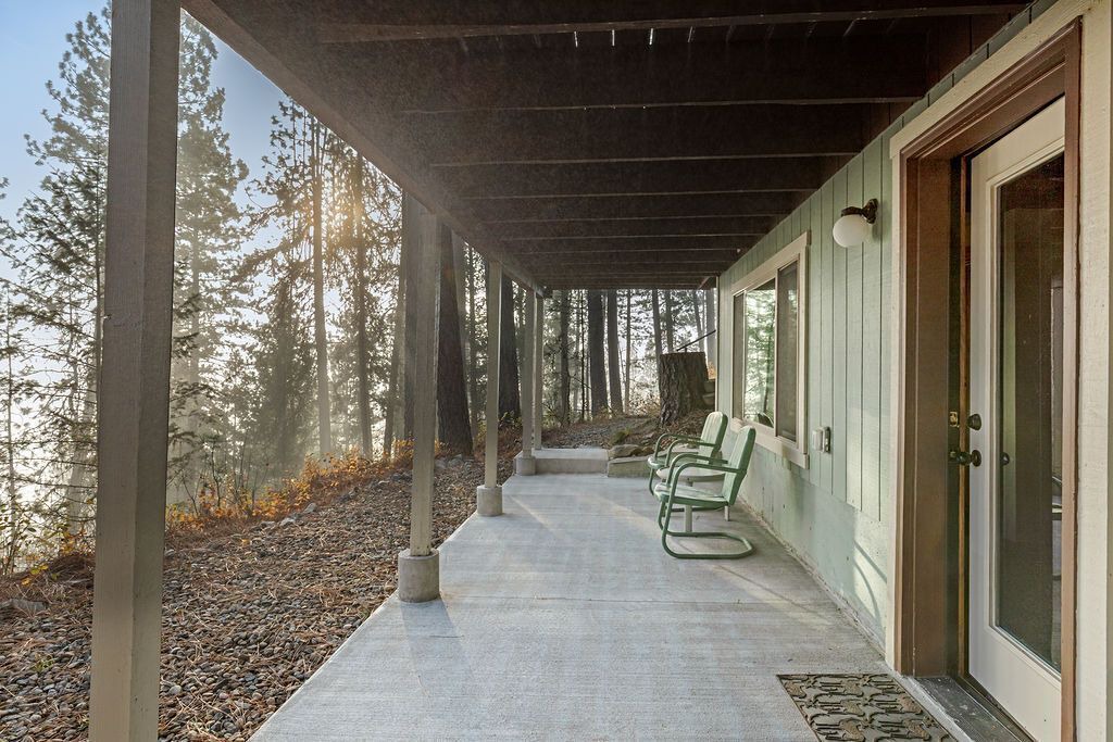 Photo of Patio Balcony in Garden Valley