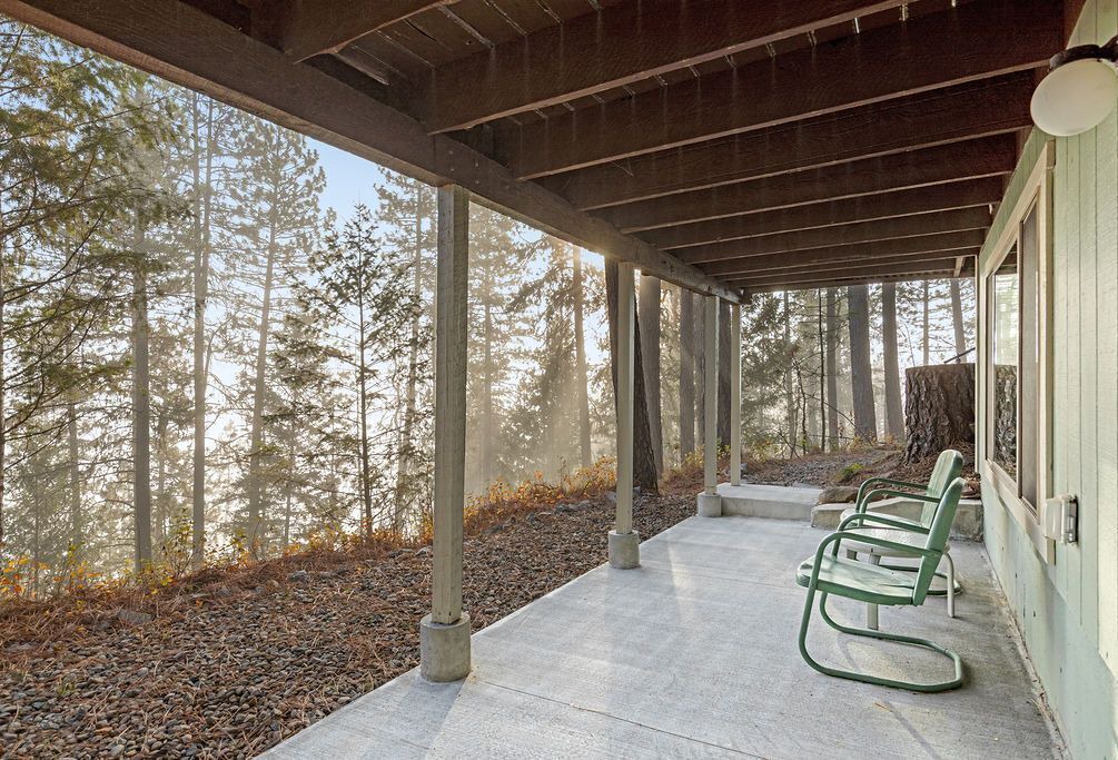 Photo of Patio Balcony in Garden Valley