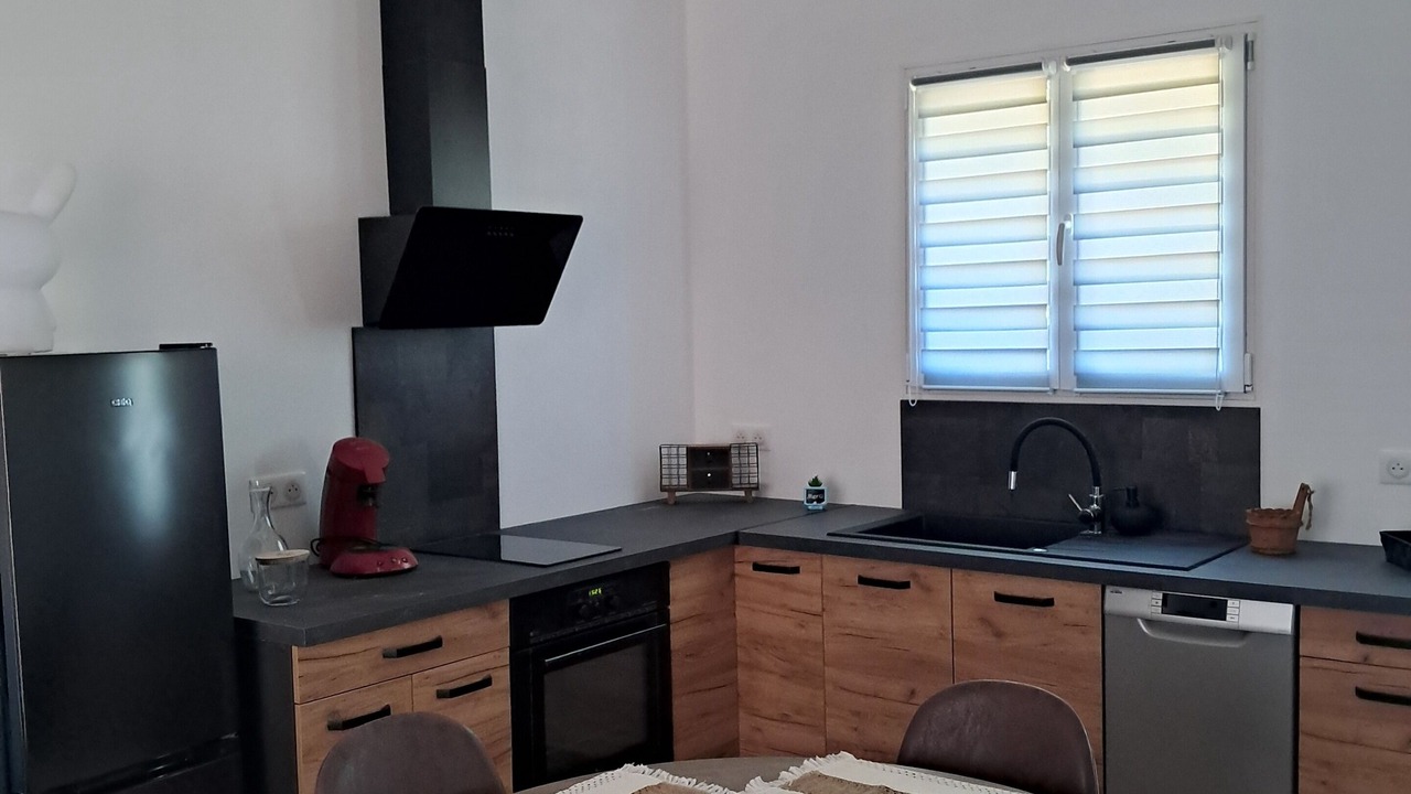 Photo of Kitchen in Saint-Martin-de-Pallieres