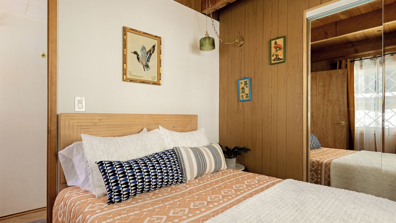 Photo of Bedroom in Crest Park