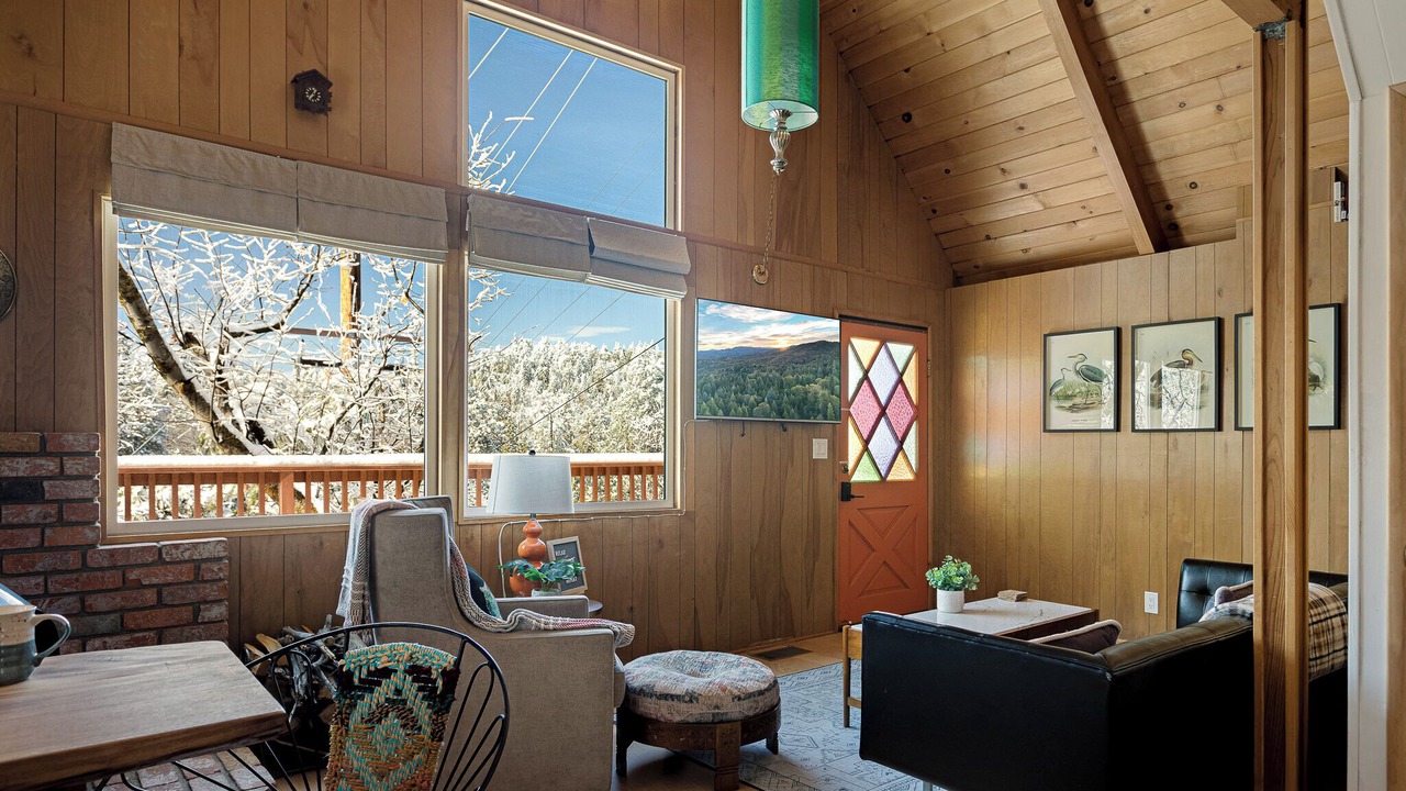 Photo of Livingroom in Crest Park