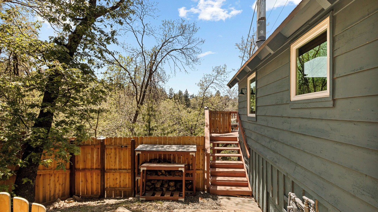 Photo of Patio Balcony in Crest Park