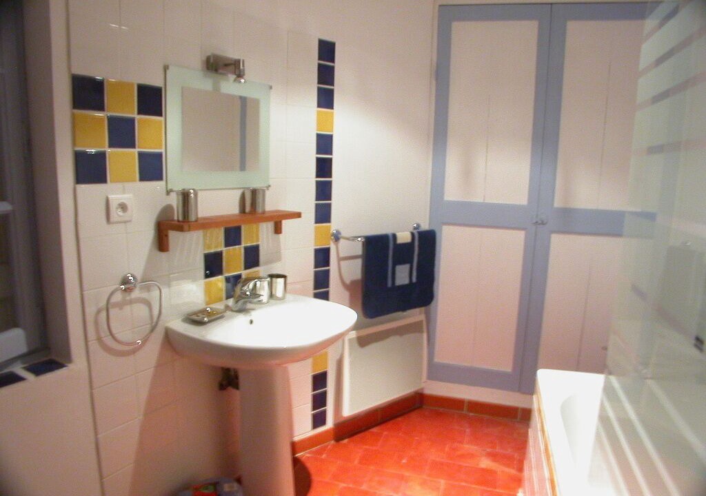 Photo of Bathroom in Fain-les-Moutiers
