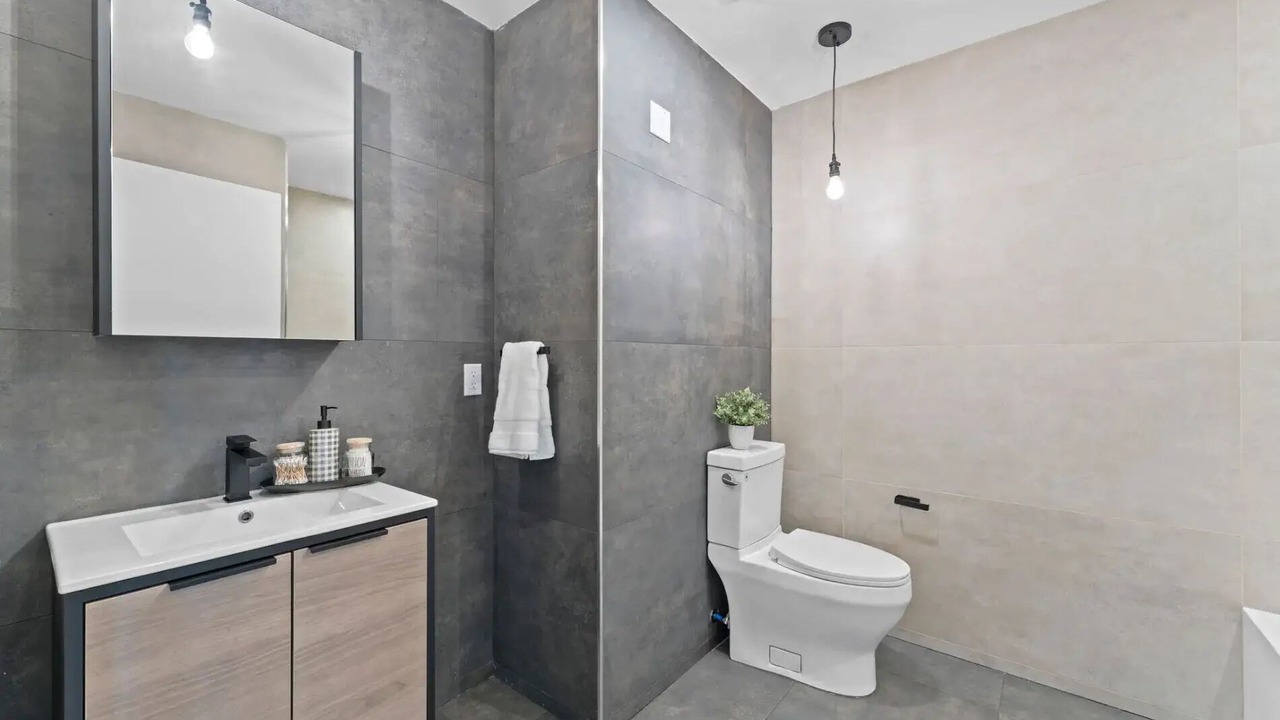 Photo of Bathroom in North Ironbound