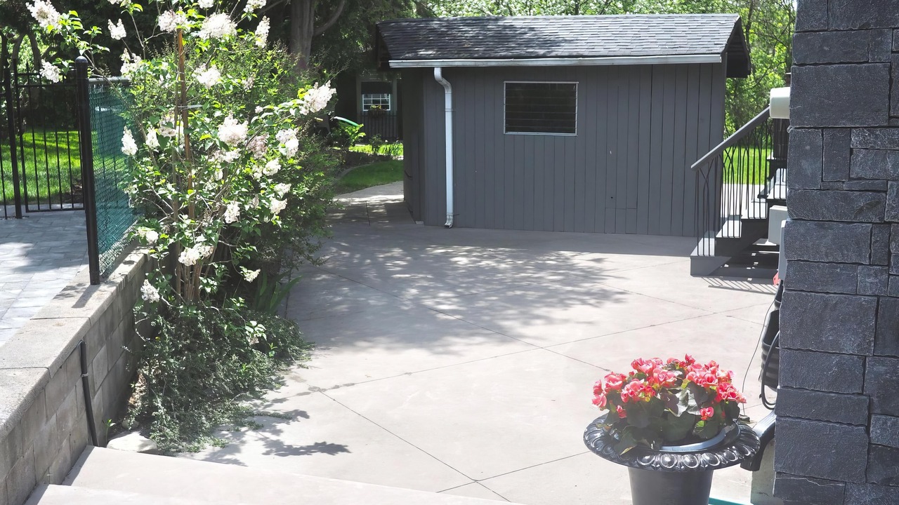 Photo of Outdoor in Henry Farm